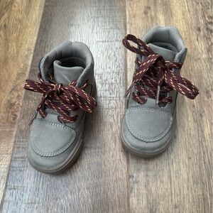 OshKosh B'gosh Taupe hightops with Maroon Laces, 6M